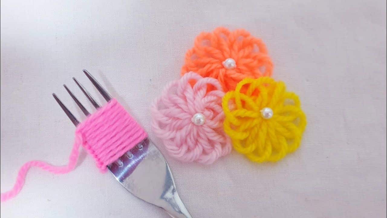 crochet flower with fork 3