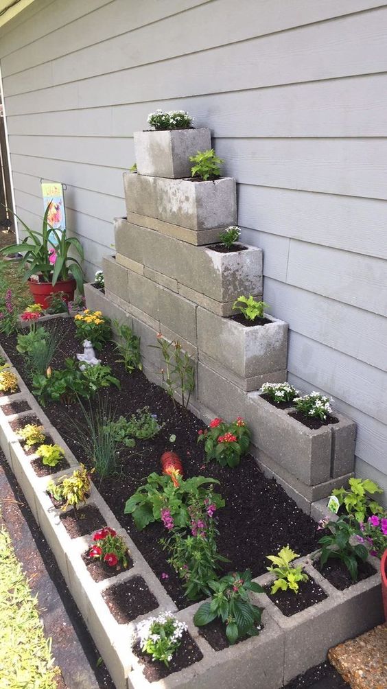 diy small garden beds with concrete blocks 2