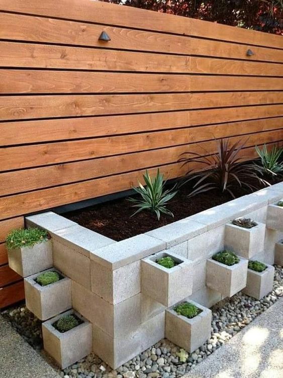 diy small garden beds with concrete blocks 4