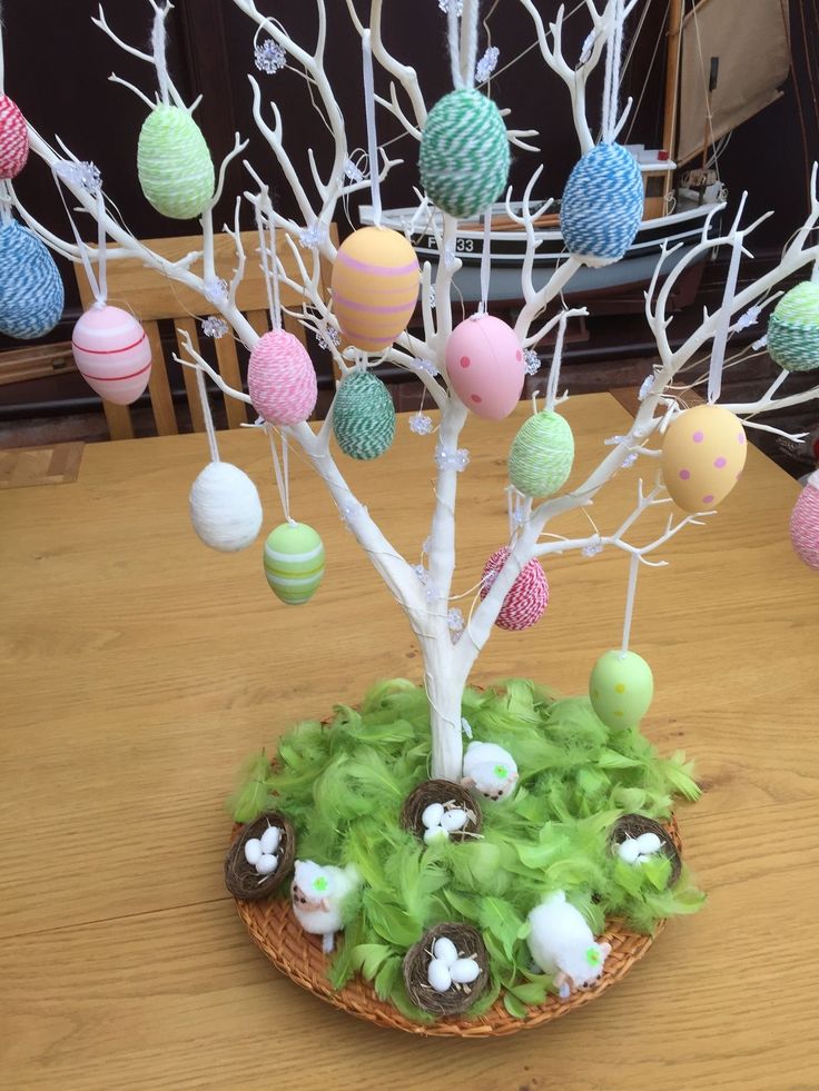 easter trees decorated with eggs 5