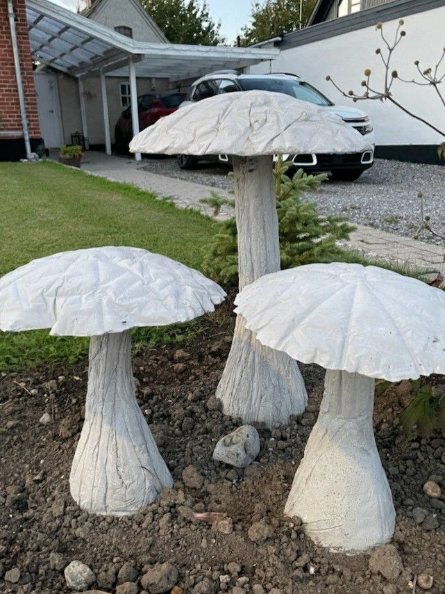 how to make concrete mushrooms 2