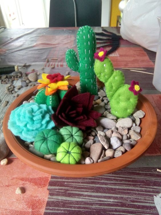 how to make felt cactus 1