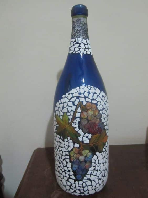 ideas for decorating bottles with eggshells 6