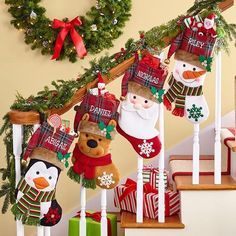 ideas for decorating the stairs for christmas 12