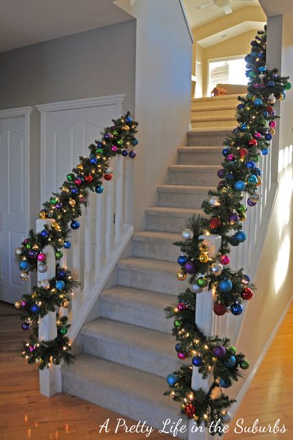 ideas for decorating the stairs for christmas 14