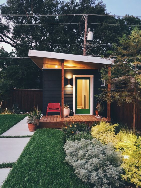 ideas for mini garden houses for the backyard