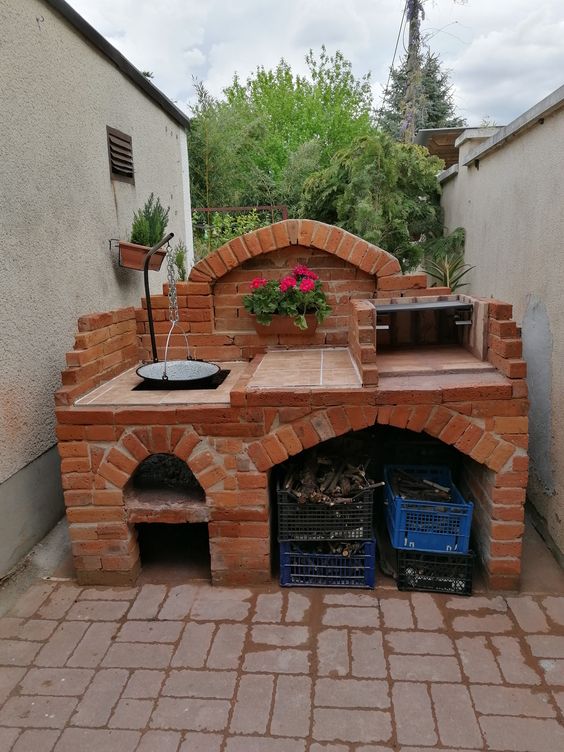 ideas of barbecues made with bricks 8