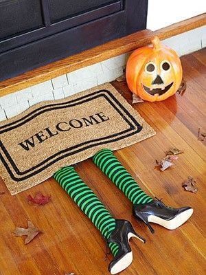 scary halloween door decoration ideas diy 4